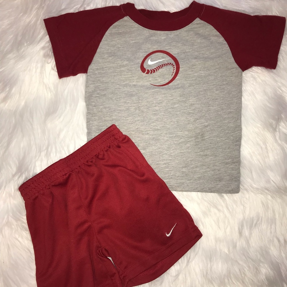 Nike marching shirt and top baby 18-24m red & grey